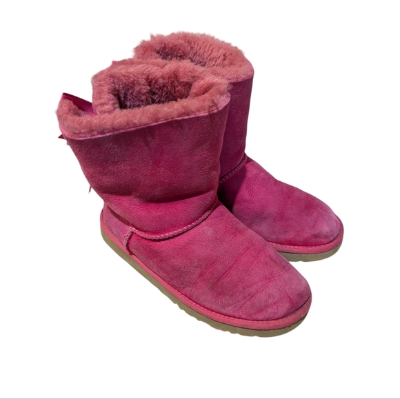 UGG Kids Bailey Bow II Boot Pink Size 4 Colorful Girly - Picture 3 of 8